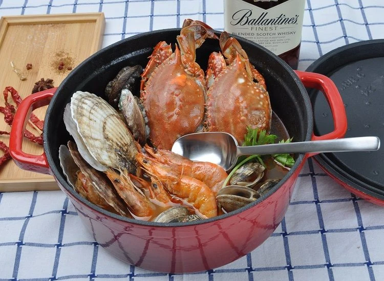 The Perfect Dutch Oven for Your Kitchen