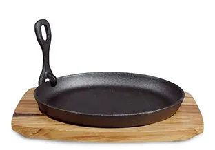 12-quarters oval camp oven