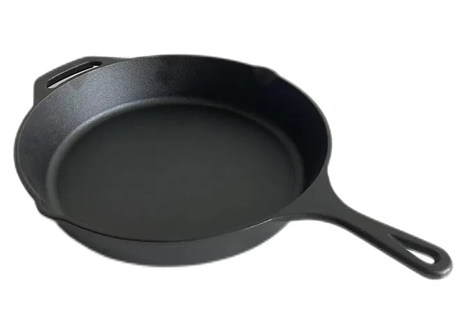 cast iron skillet with lid